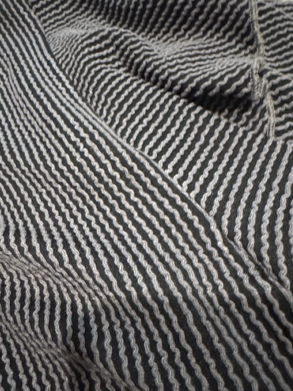 NWT BiBi Charcoal Gray Ribbed Flutter Sleeve Top | Medium - Picture 6 of 6